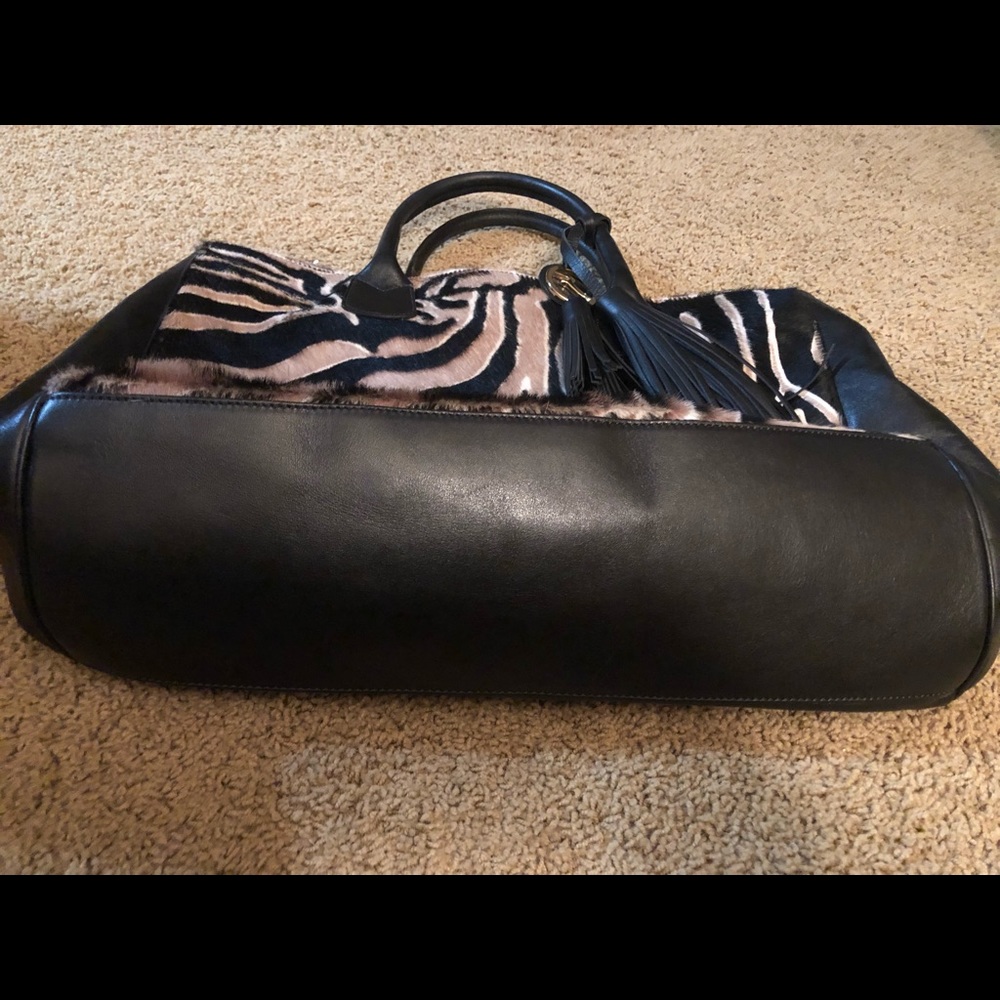 Varriale Handbag - Picture 2 of 4